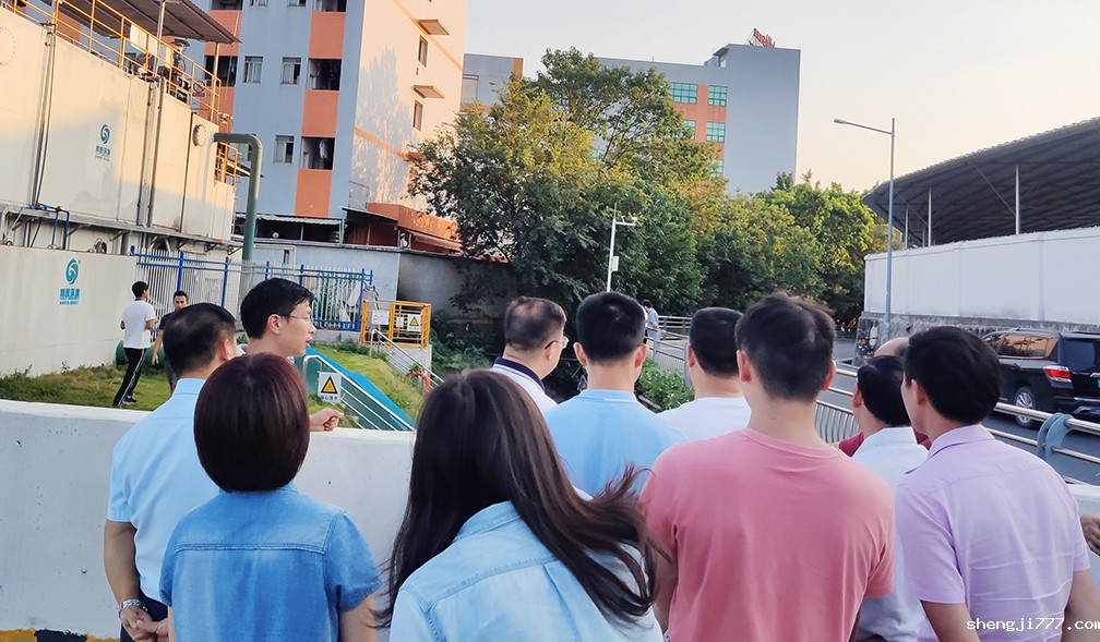 区委书记赵军明一行莅临我司广州市白云区石马村项目考察指导工作